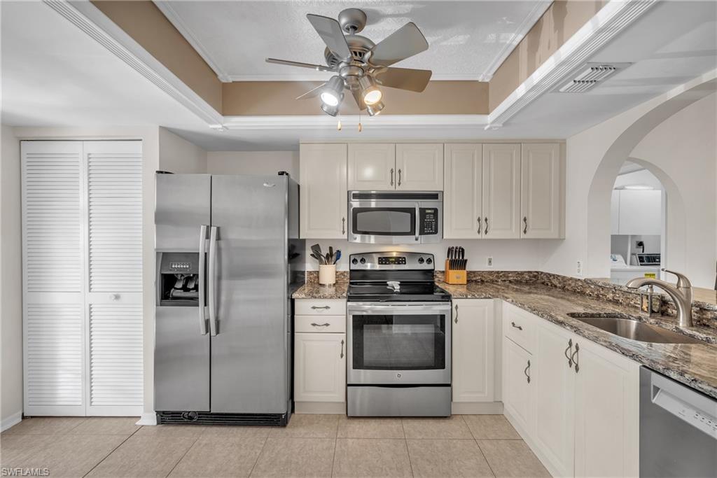 COLONIES - Residential