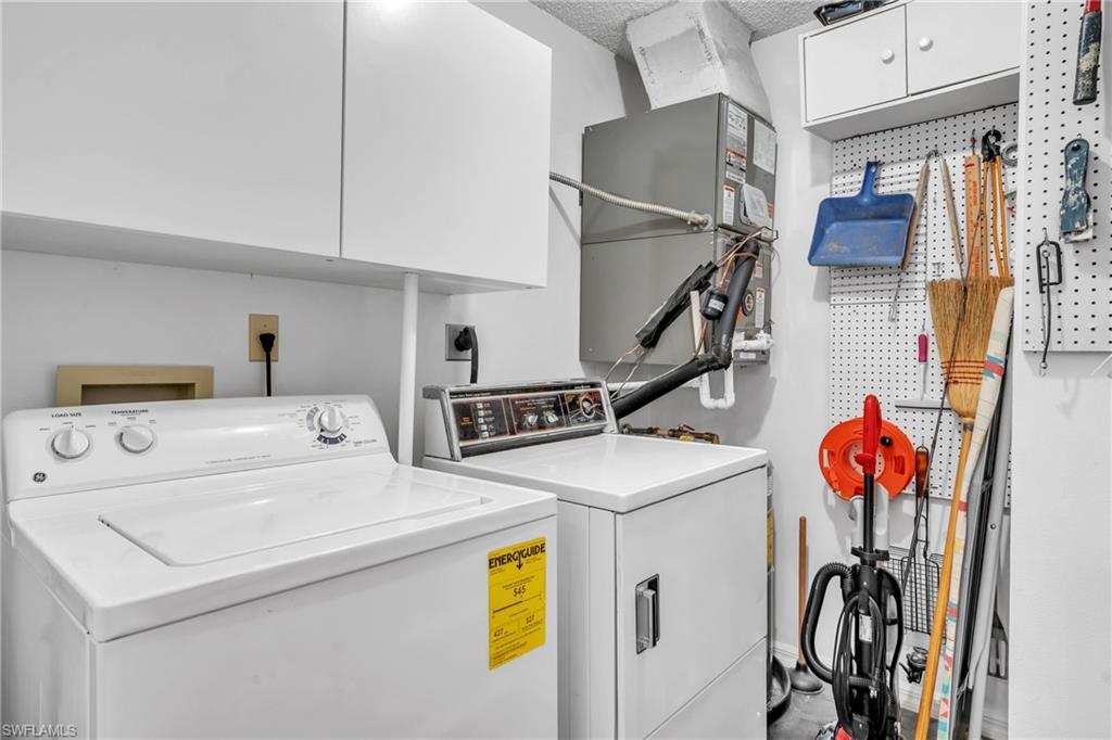 COLONIES - Residential