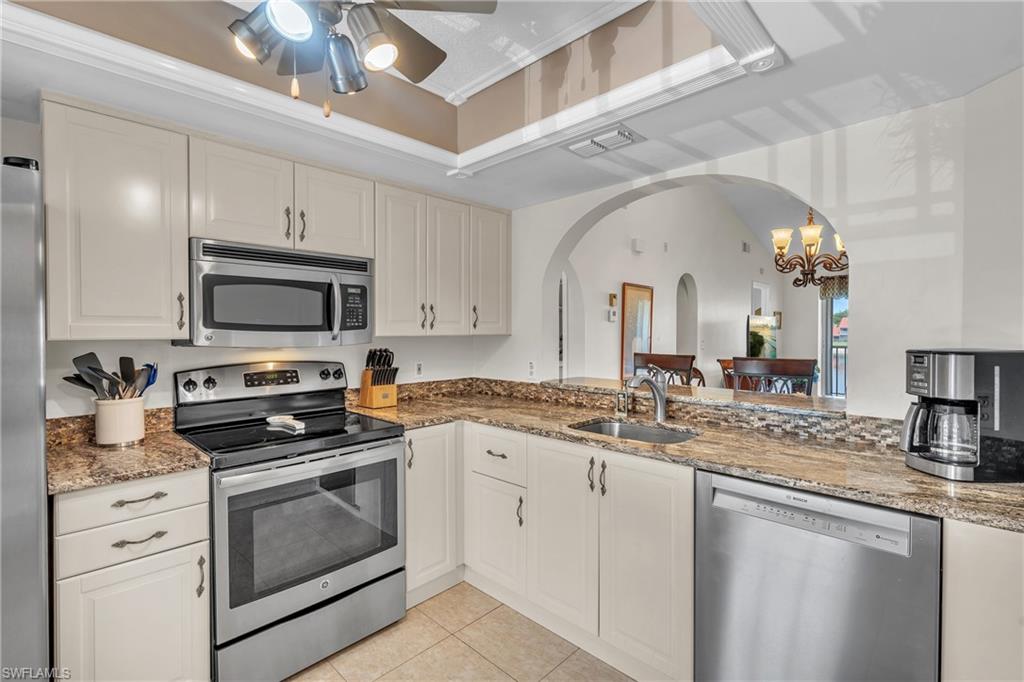 COLONIES - Residential