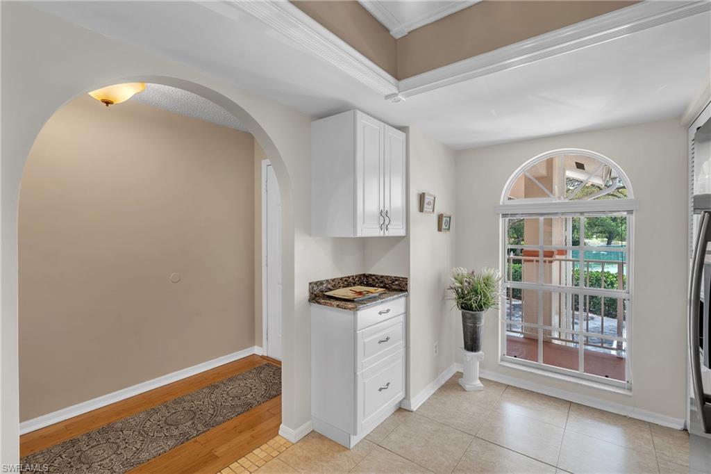 COLONIES - Residential