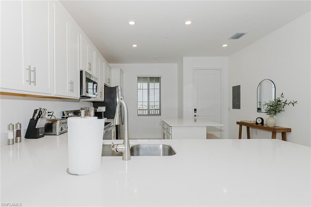 THE NATIONAL GOLF & COUNTRY CLUB AT AVE MARIA - Residential Lease