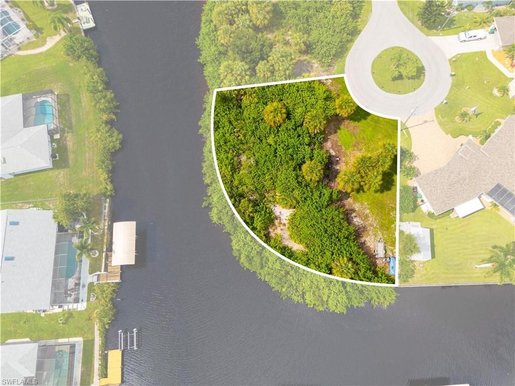 PORT CHARLOTTE - Land