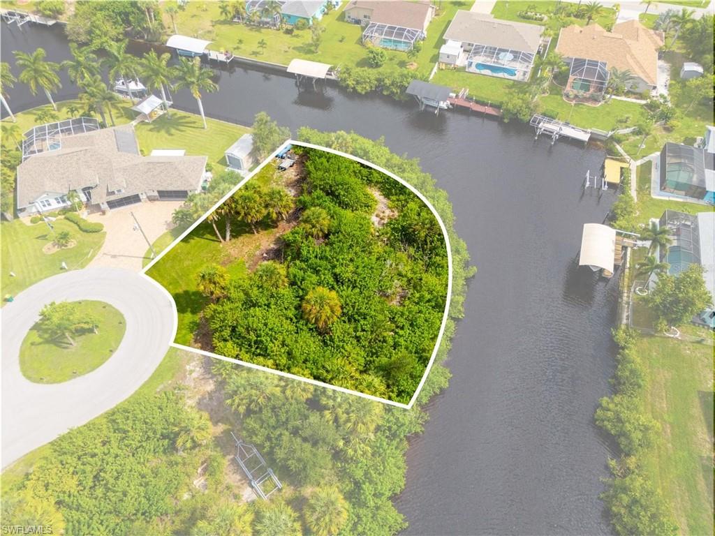 PORT CHARLOTTE - Land