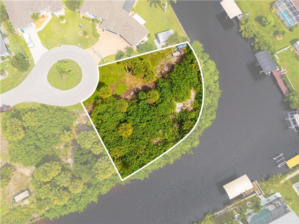 PORT CHARLOTTE - Land