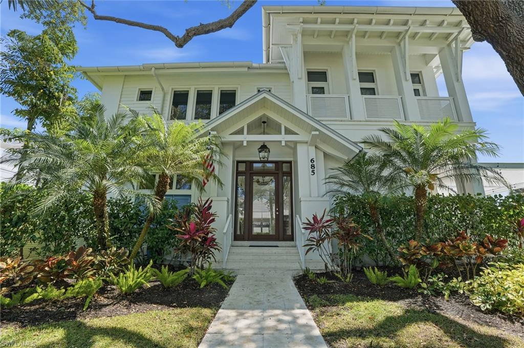 OLDE NAPLES - Residential