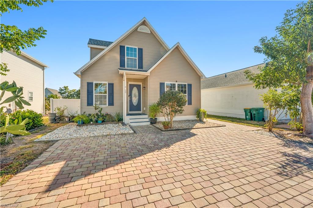 LEAWOOD LAKES - Residential