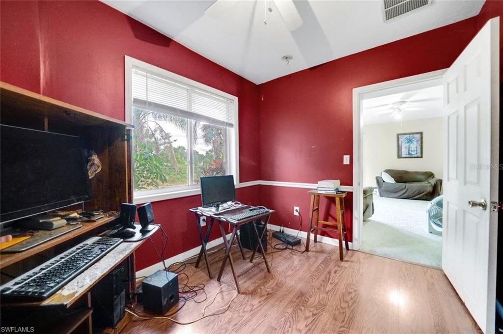 FORT MYERS SHORES - Residential