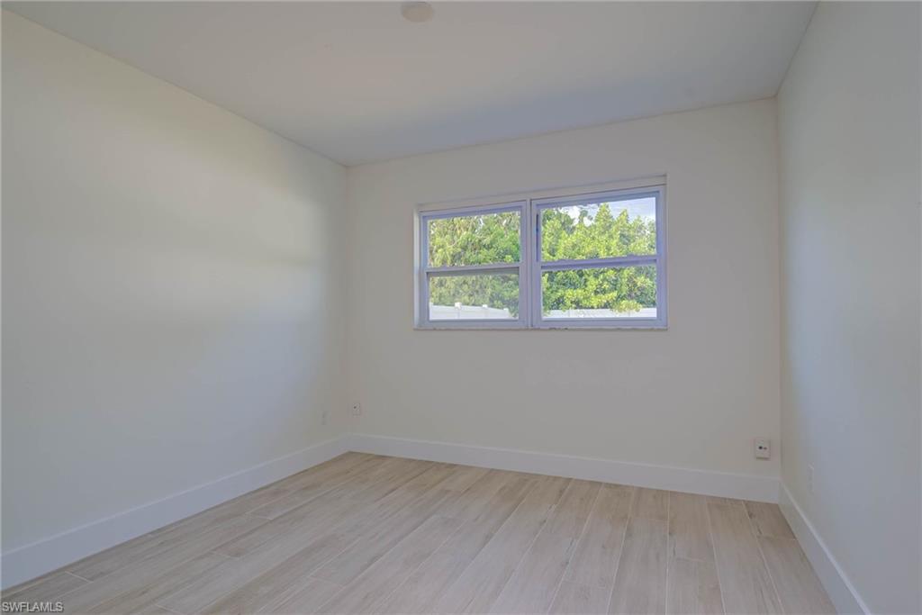 LA CHELLE MANOR - Residential