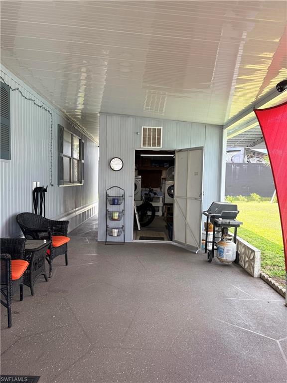 LAUREL ESTATES MOBILE HOME VIL - Residential