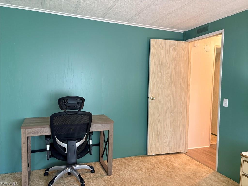 LAUREL ESTATES MOBILE HOME VIL - Residential