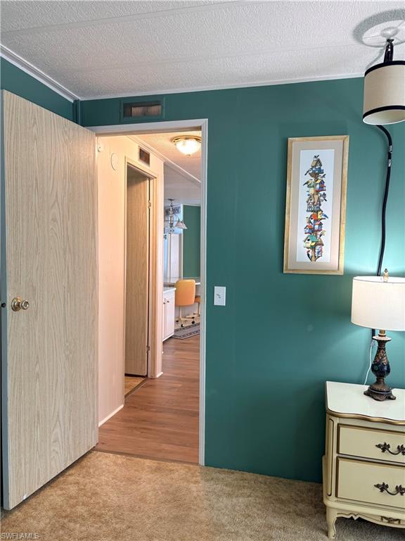 LAUREL ESTATES MOBILE HOME VIL - Residential