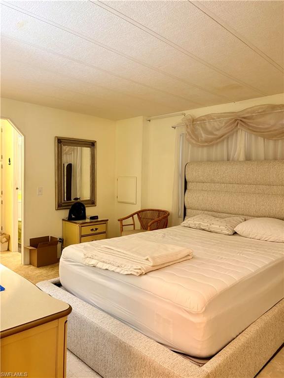 LAUREL ESTATES MOBILE HOME VIL - Residential