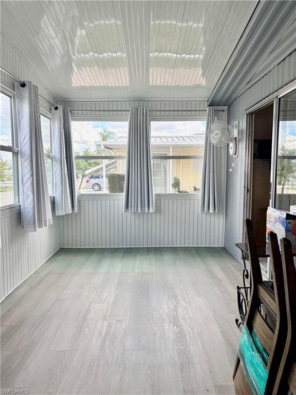 LAUREL ESTATES MOBILE HOME VIL - Residential