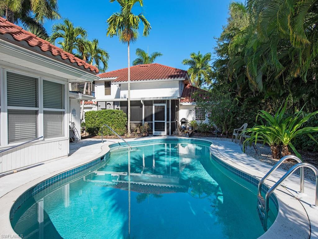 OLDE NAPLES - Residential