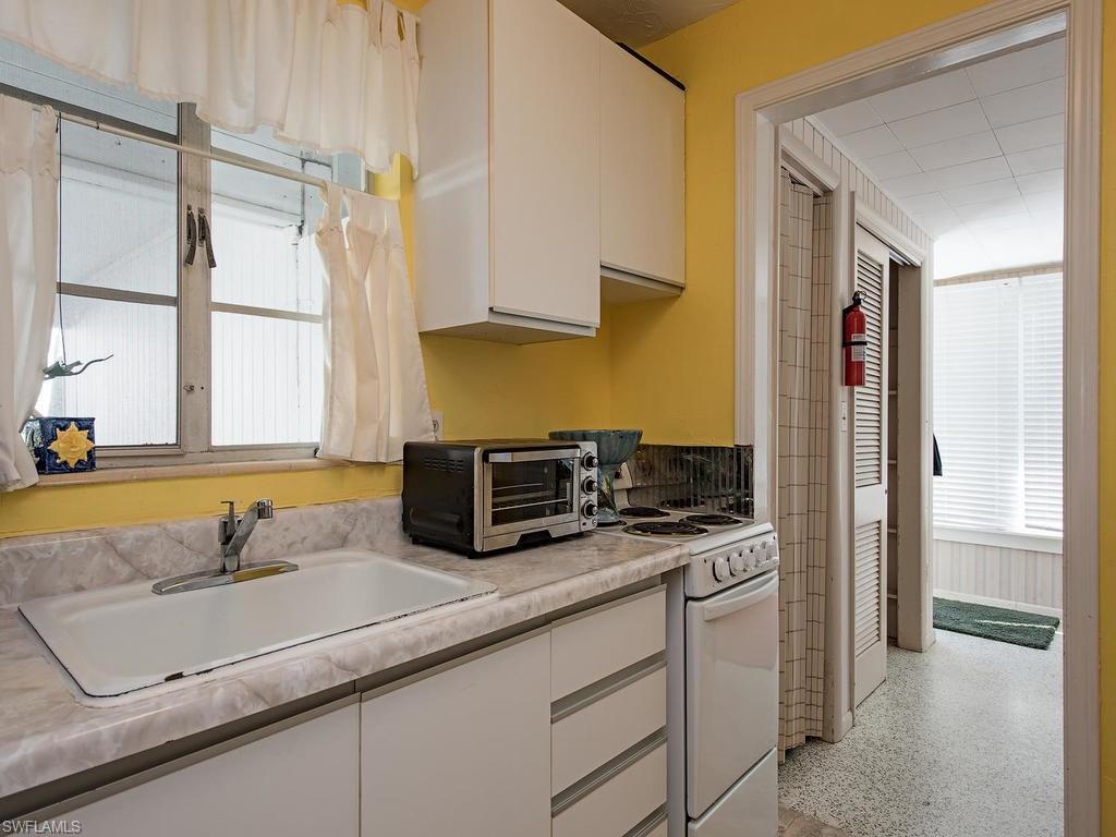 OLDE NAPLES - Residential