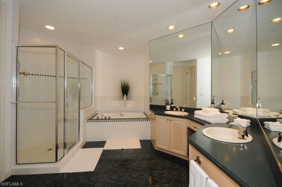 COLONADE - Residential