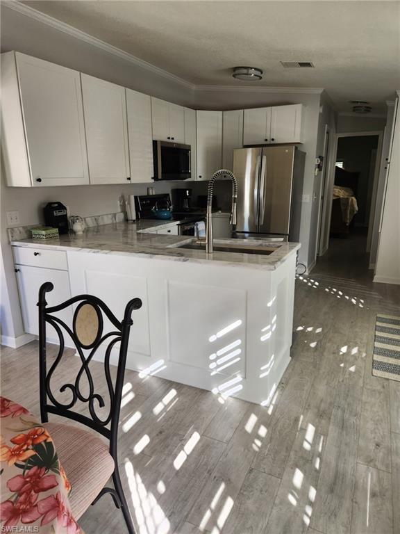 CORKSCREW WOODLANDS - Residential