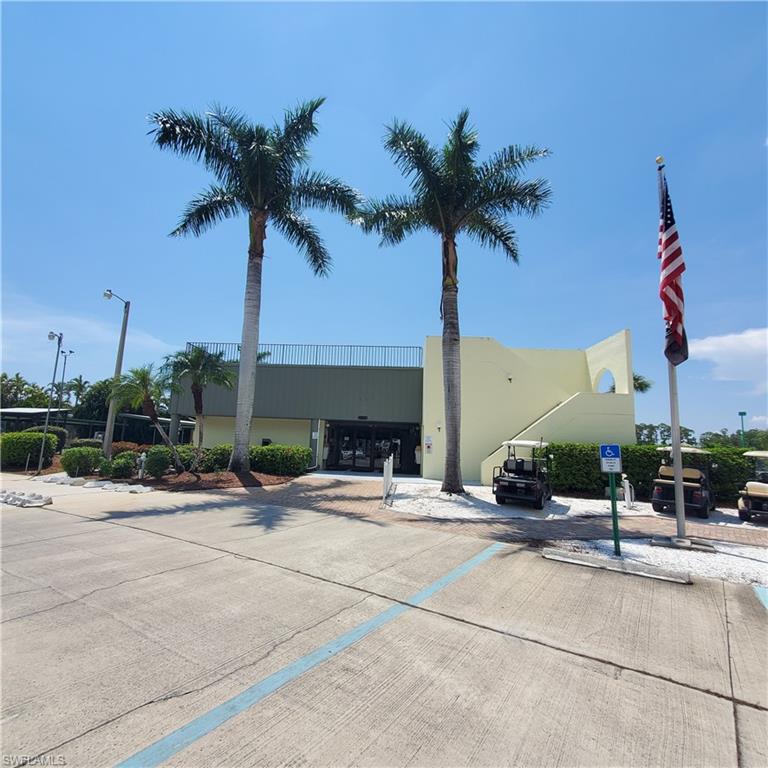 CORKSCREW WOODLANDS - Residential