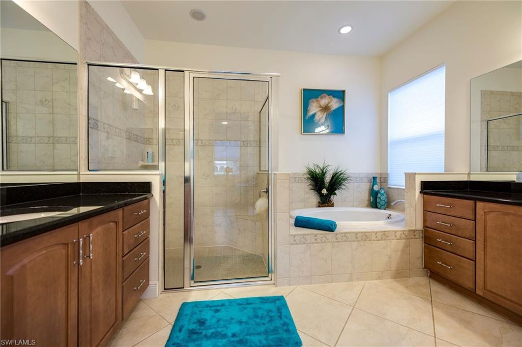 MANCHESTER SQUARE - Residential