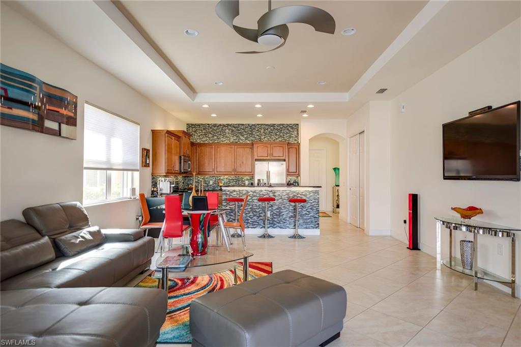 MANCHESTER SQUARE - Residential