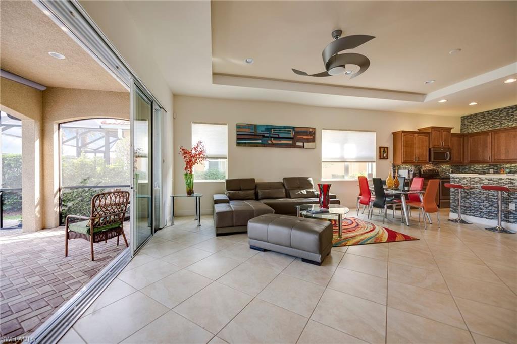 MANCHESTER SQUARE - Residential