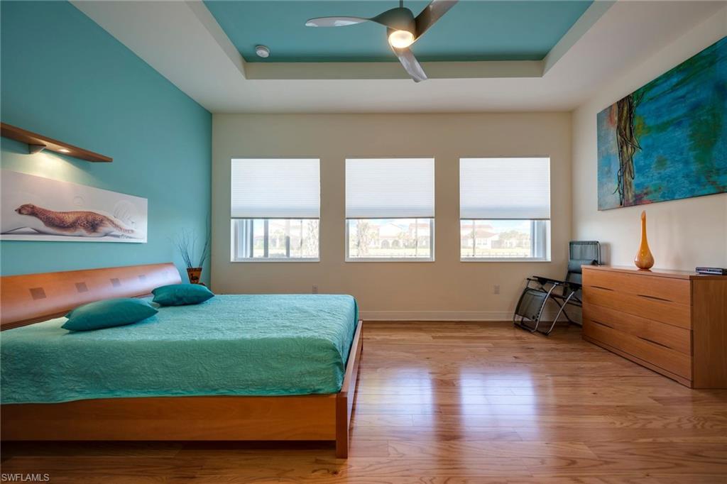 MANCHESTER SQUARE - Residential