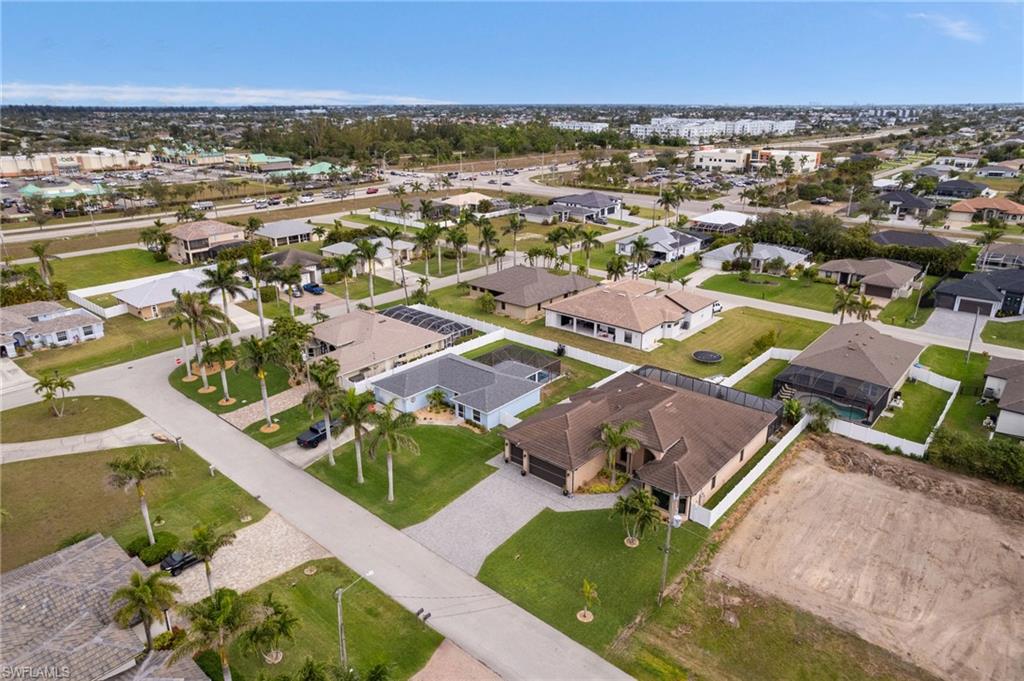 CAPE CORAL - Residential