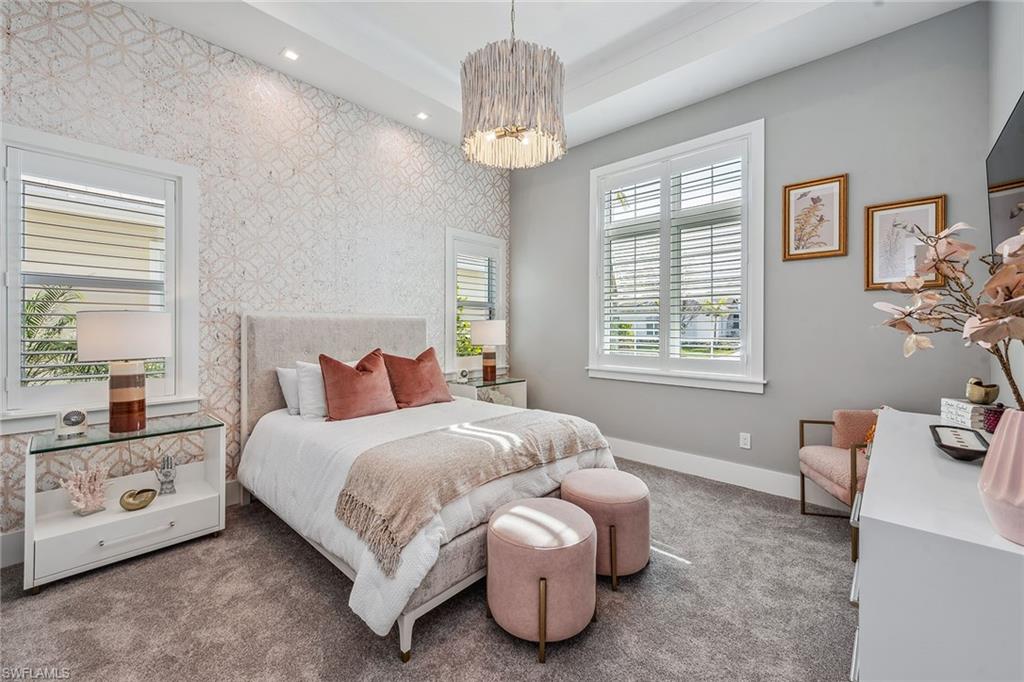 OYSTER HARBOR - Residential