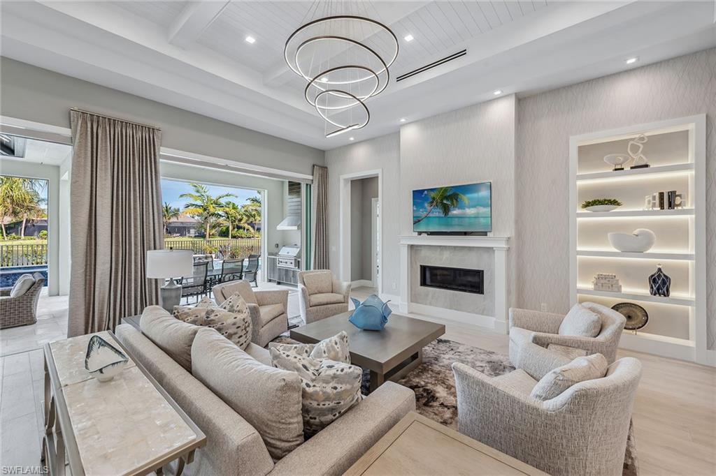 OYSTER HARBOR - Residential