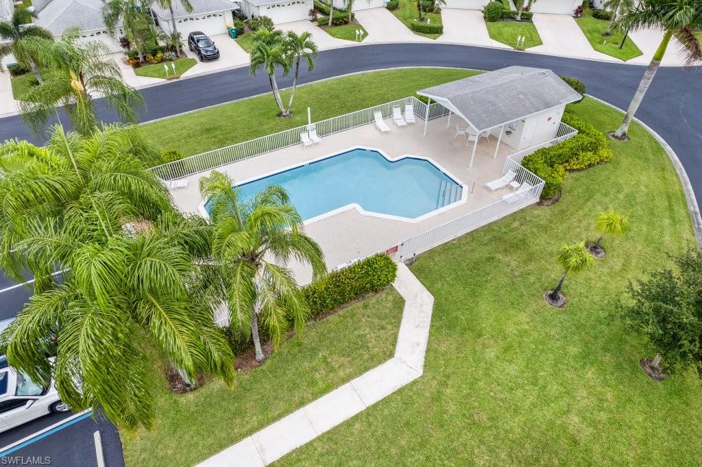 SHADOWOOD VILLAS - Residential