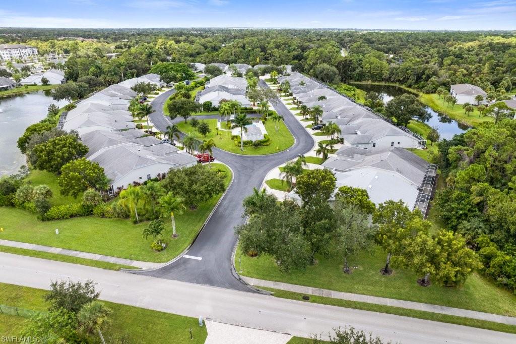 SHADOWOOD VILLAS - Residential