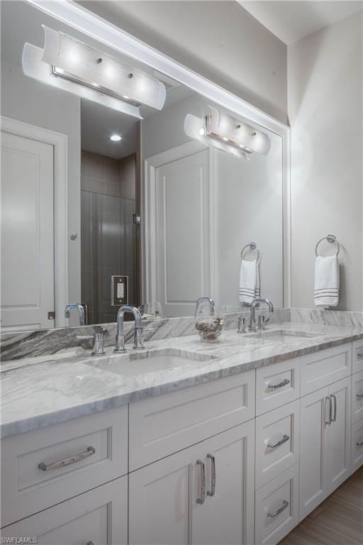 MARCO BEACH - Residential