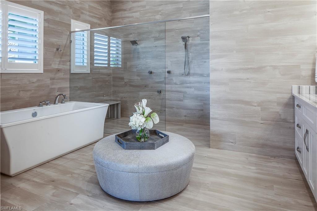 MARCO BEACH - Residential