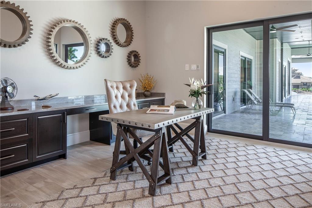 MARCO BEACH - Residential