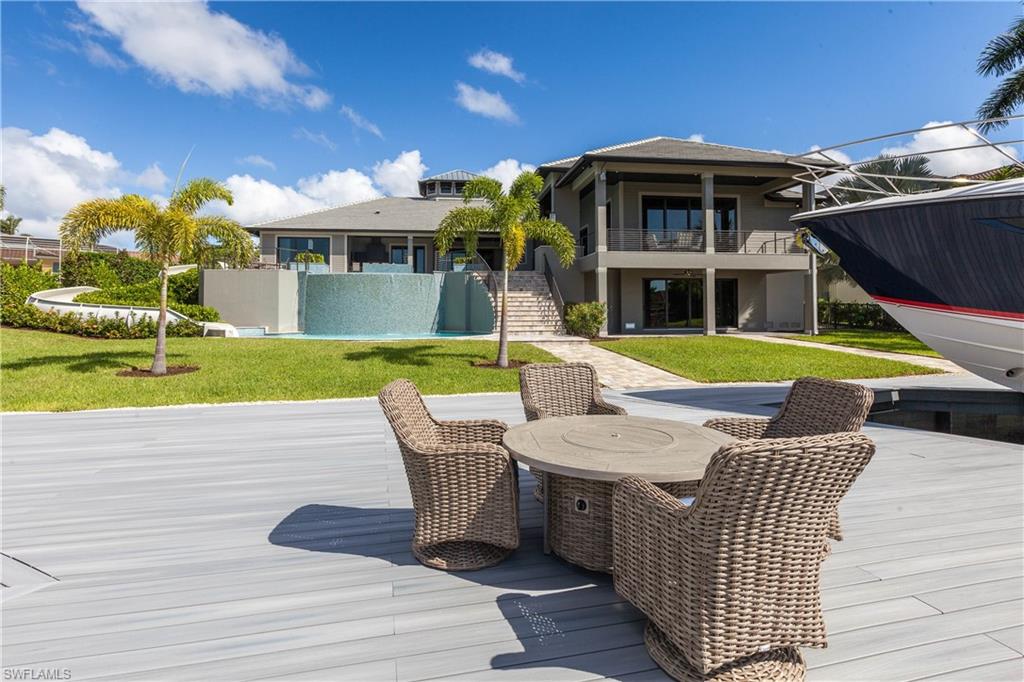 MARCO BEACH - Residential