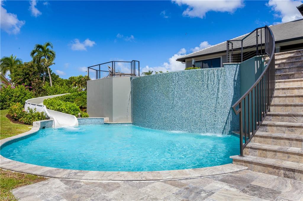 MARCO BEACH - Residential