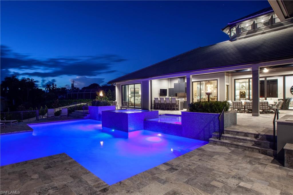 MARCO BEACH - Residential