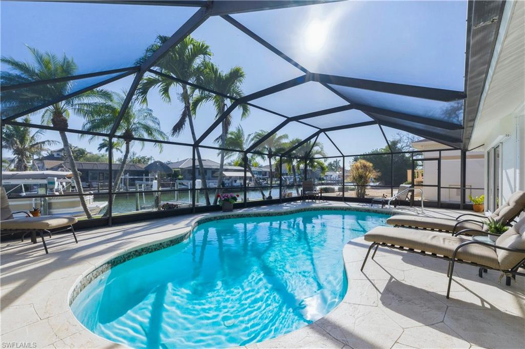 LITTLE HICKORY SHORES - Residential