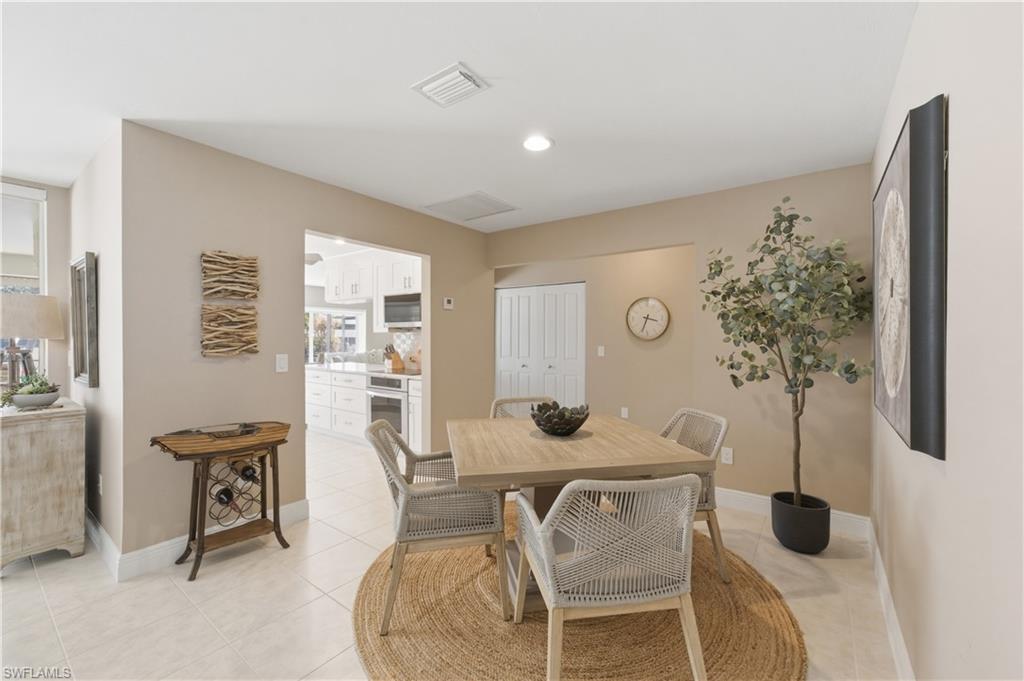 LITTLE HICKORY SHORES - Residential