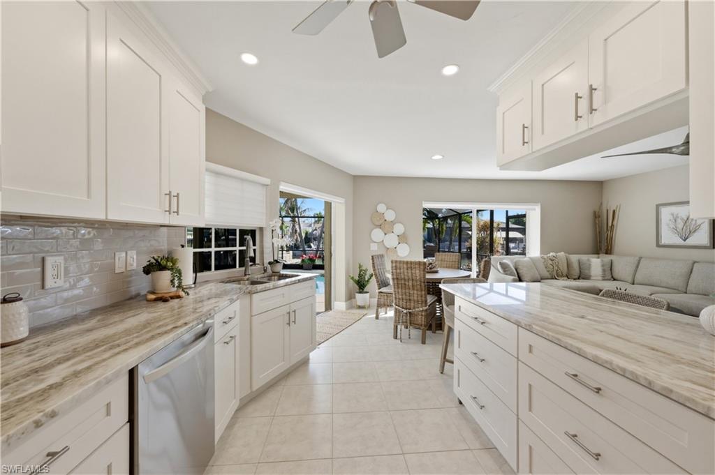 LITTLE HICKORY SHORES - Residential