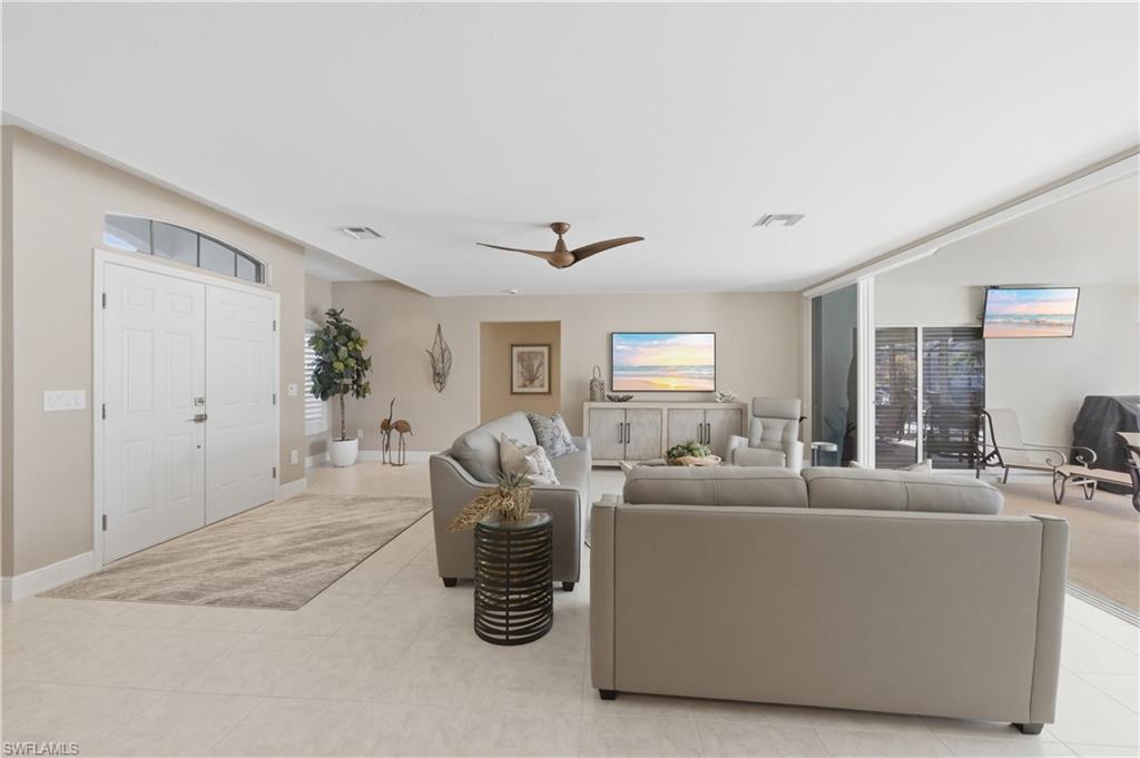 LITTLE HICKORY SHORES - Residential