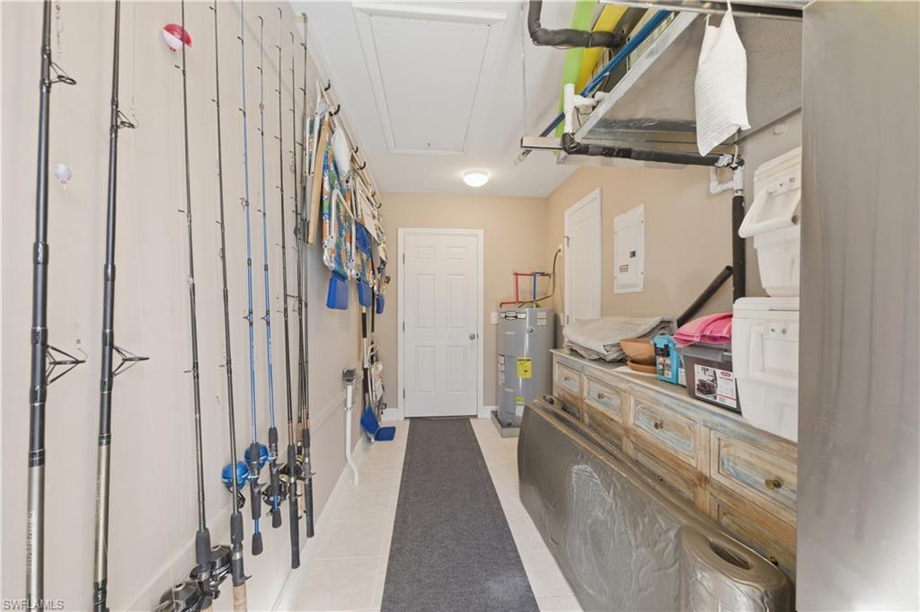 LITTLE HICKORY SHORES - Residential