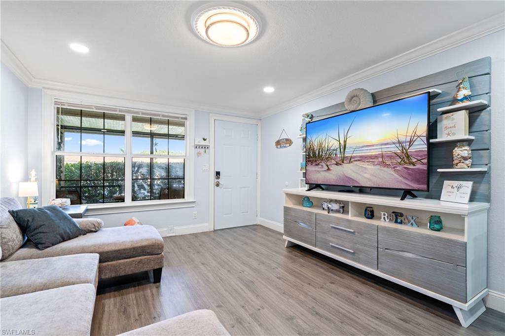 TREETOPS OF NAPLES - Residential