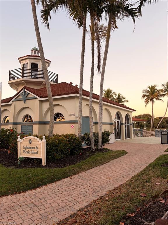 LIGHTHOUSE BAY - Residential