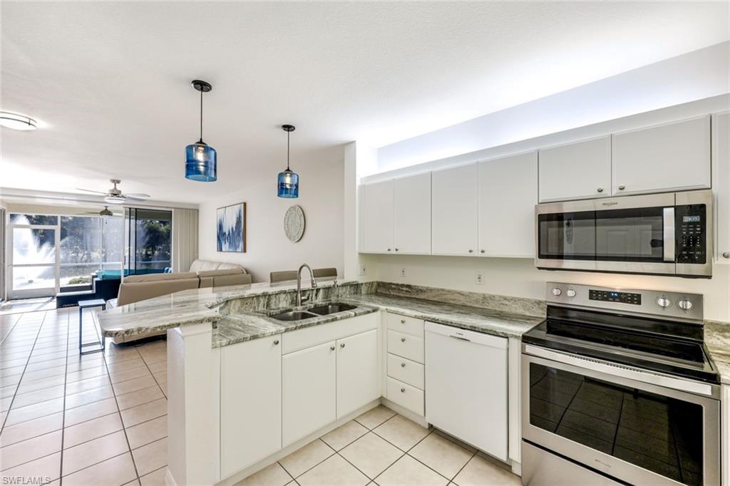 LIGHTHOUSE BAY - Residential