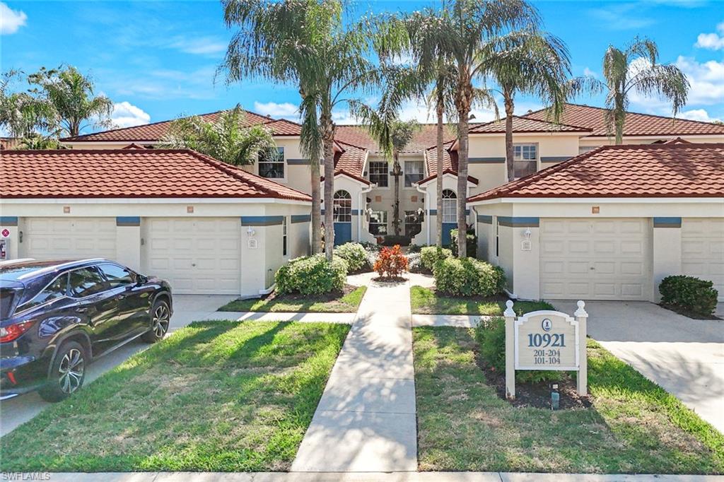 LIGHTHOUSE BAY - Residential