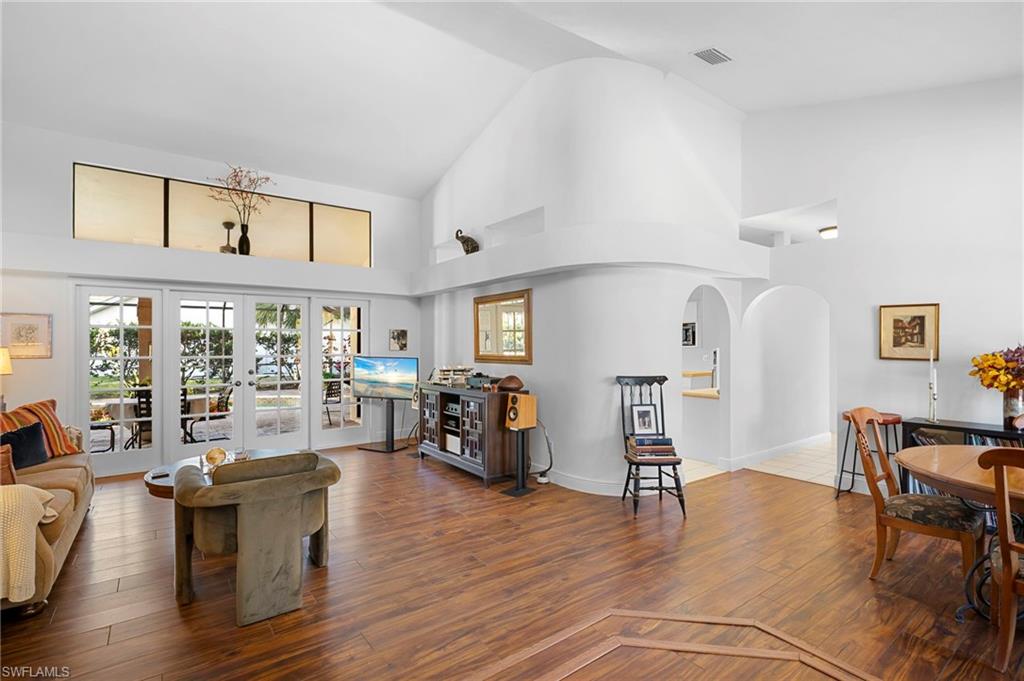 MAHOGANY RUN - Residential