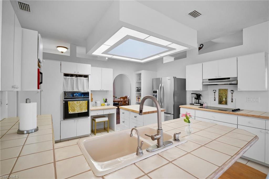 MAHOGANY RUN - Residential