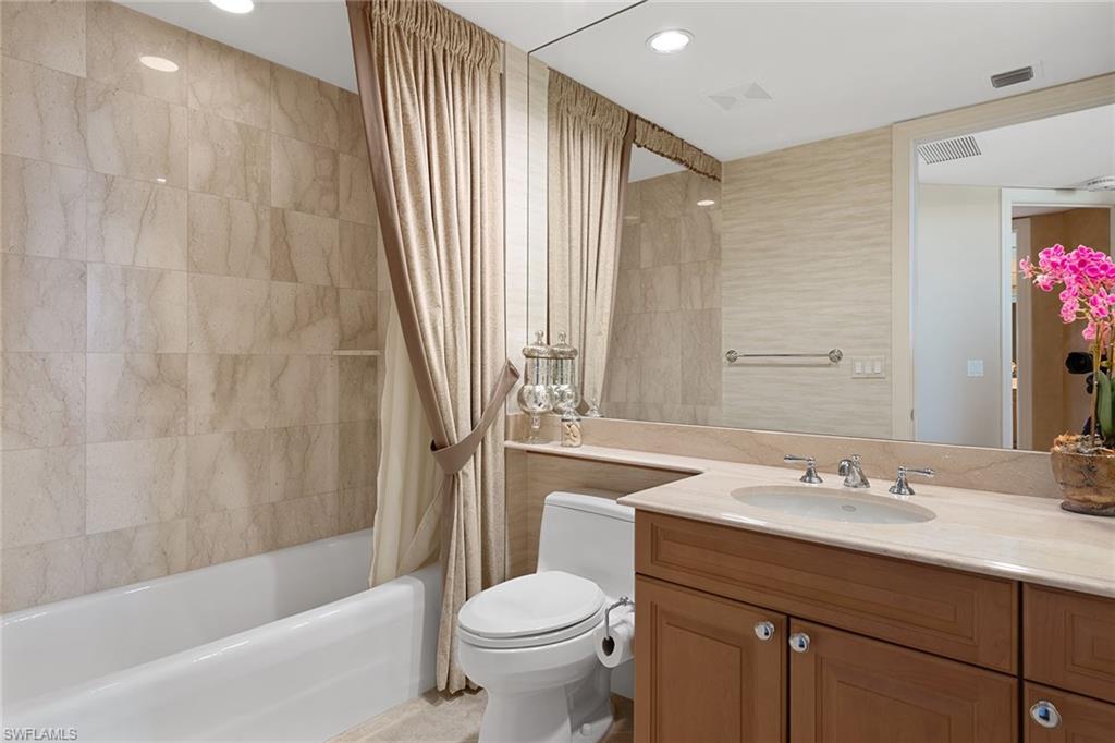 TRIESTE AT BAY COLONY - Residential