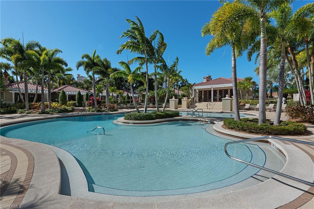 TRIESTE AT BAY COLONY - Residential